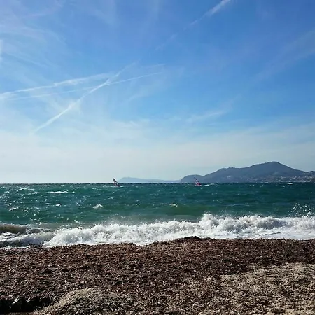 Apartamento With One In Hyeres, With Wonderful View, Enclosed